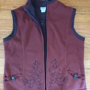 ❤️‍🔥3 for $15 Artisans Apparel embroidered vest with pockets